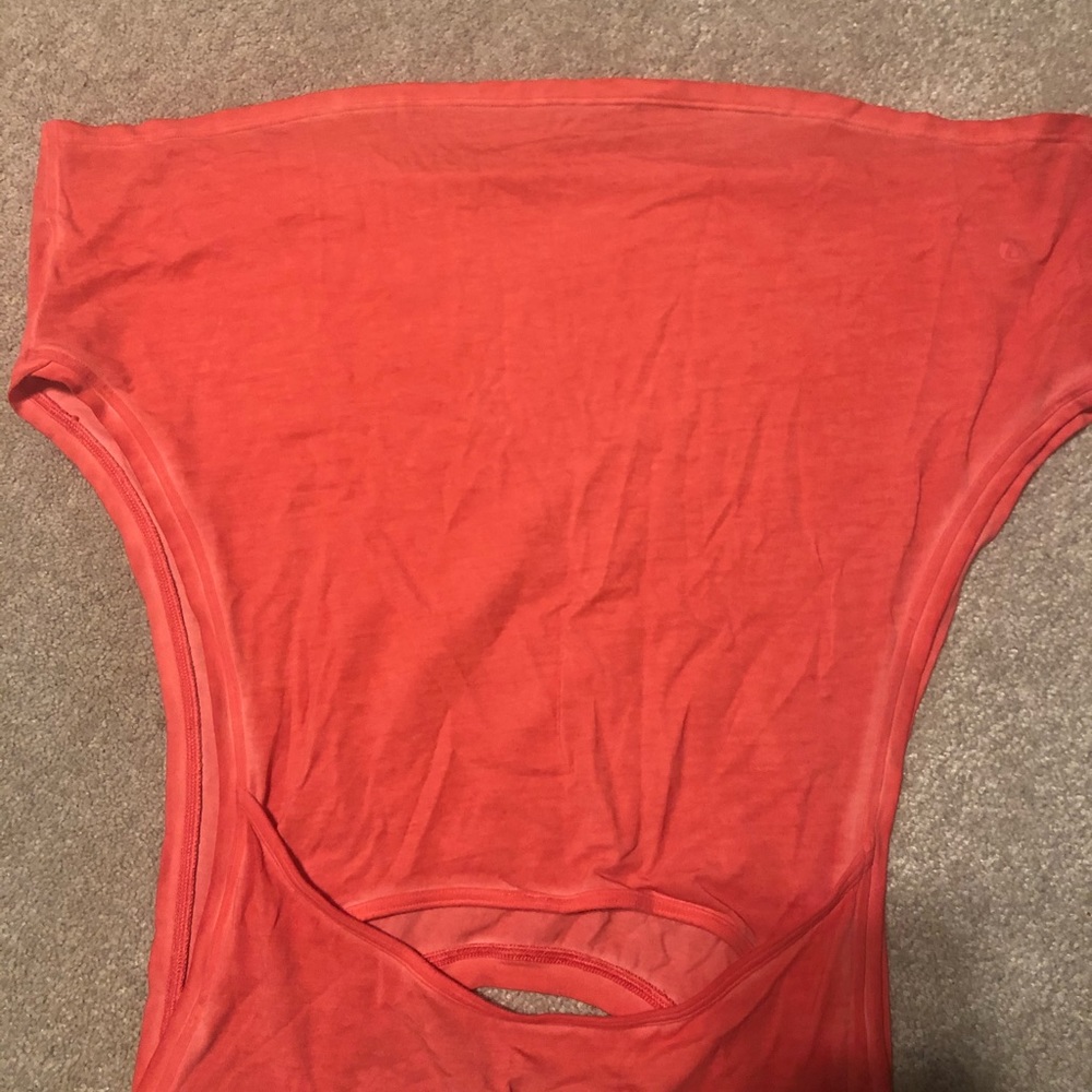 Like brand new lulu lemon crop top